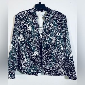 SET - Sandra Darren Jacket & Camisole Plus Size Set 24W